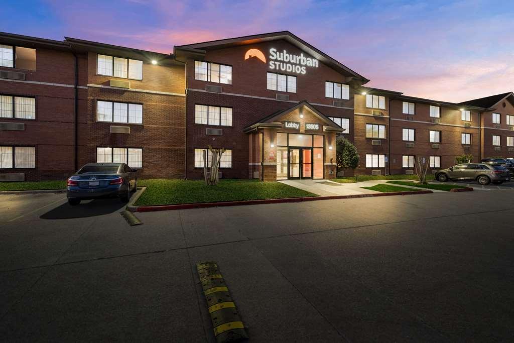 Suburban Studios Houston North I-45 Exteriör bild