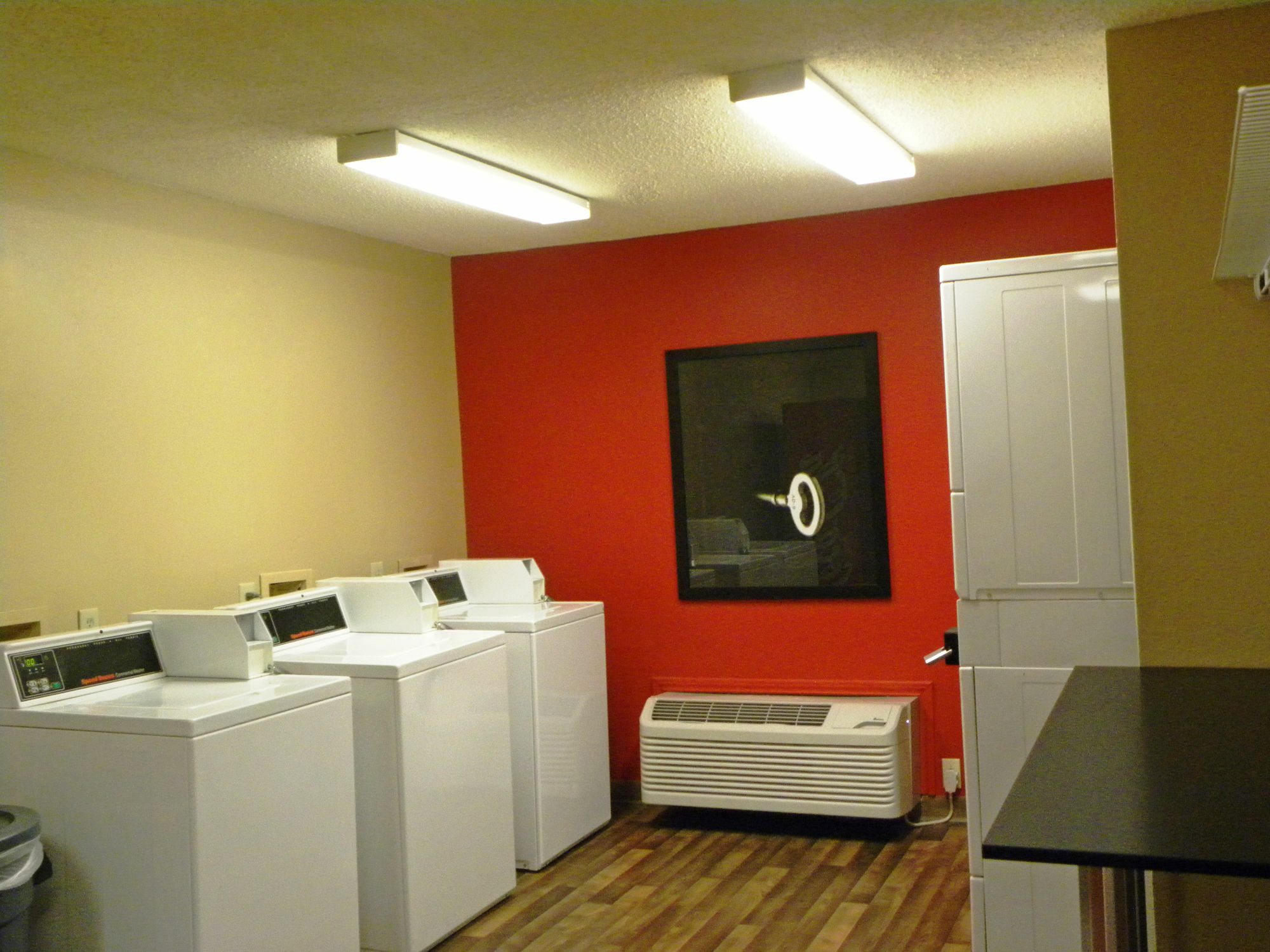 Suburban Studios Houston North I-45 Exteriör bild